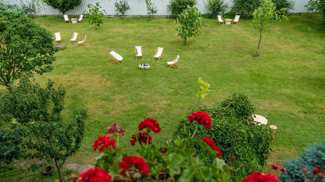 Hotel Heaven Garden Două Mai Exterior foto